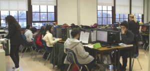 https://thehub.dallasisd.org/newsroom/wp-content/uploads/2015/01/Tax-Students-@-Woodrow-.jpg