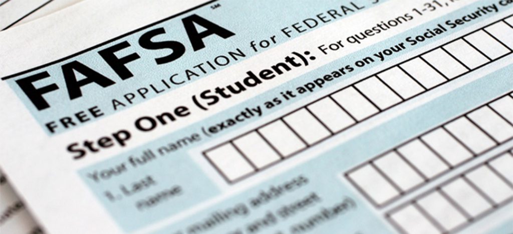 Seniors encouraged to apply for FAFSA now to beat Jan. 15 deadline
