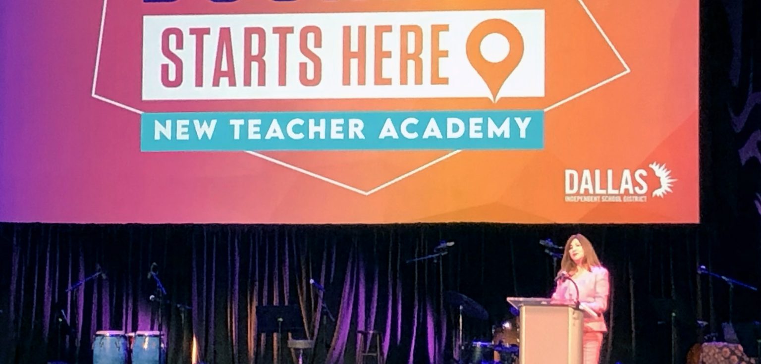Dallas ISD welcomes new teachers during 2022 New Teacher Academy