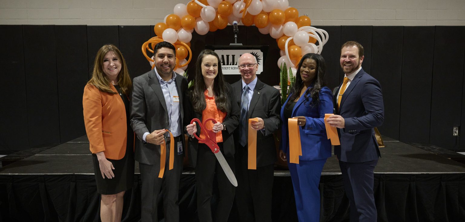 North Dallas High School celebrates 100 years building leaders