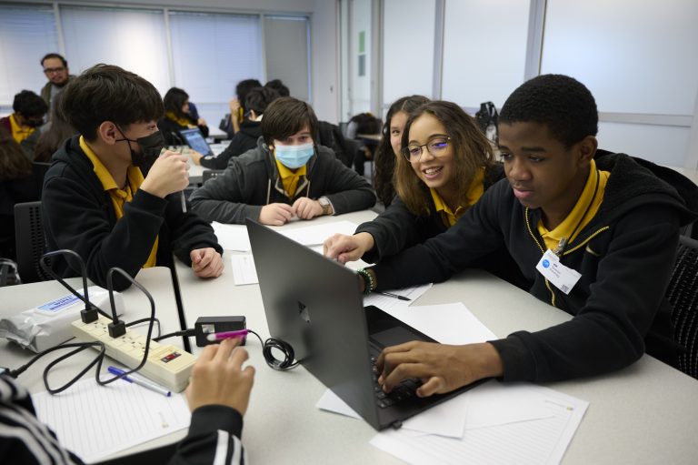 Dallas ISD’s Computer Science Education Week helps students prepare for the workplace of tomorrow