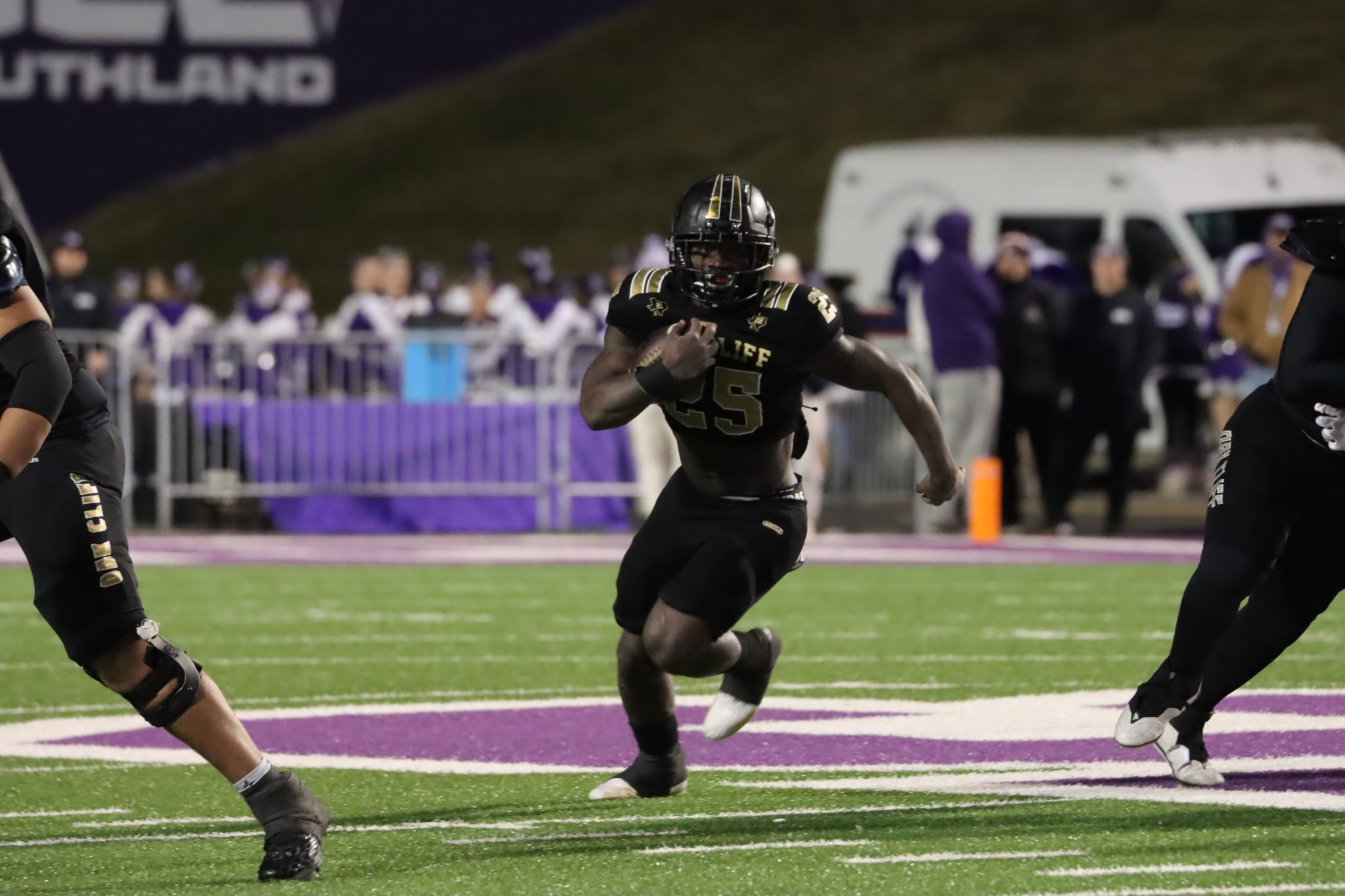 The South Oak Cliff Golden Bears set to face Argyle in state semifinal ...