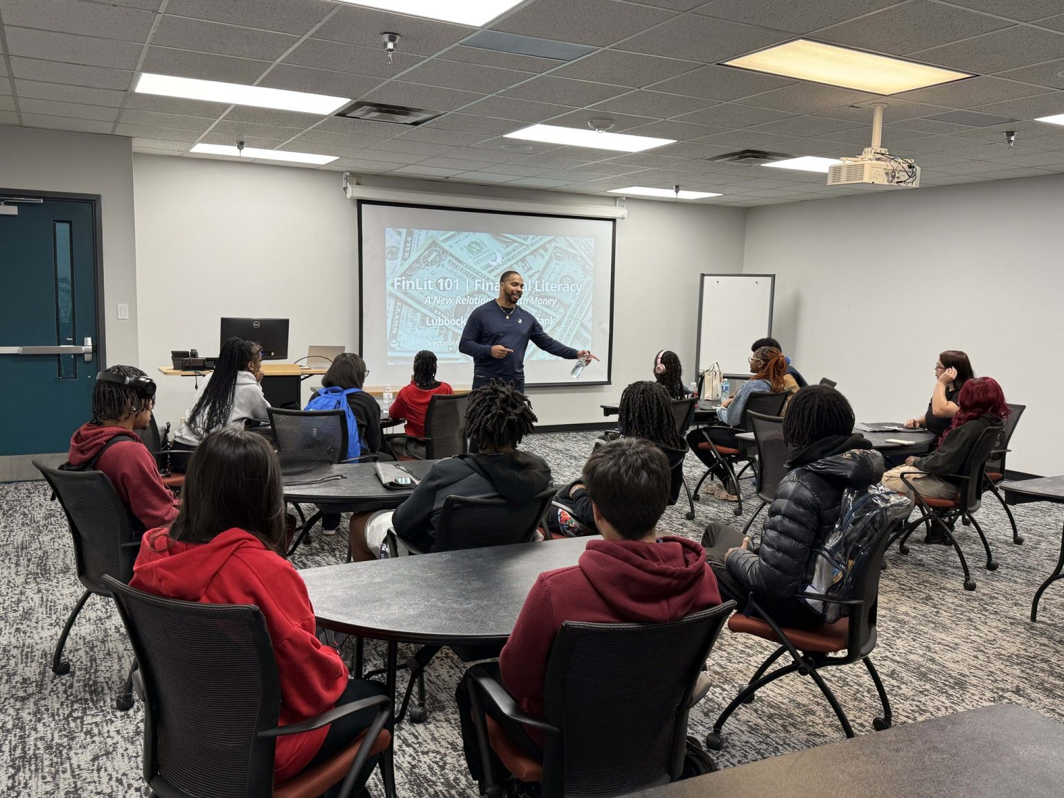 Investing in futures: Dallas ISD high school students practice financial literacy